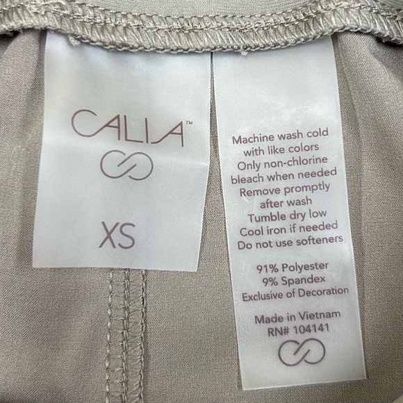 NEW CALIA by Carrie Underwood Women's 7” Mid Rise Bermuda Shorts Dark Grey - Picture 7 of 7